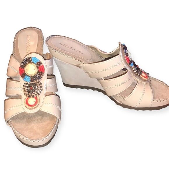 AEROSOLES Memory Foam Cobblestone Embellished Wedge Heel - Picture 1 of 4